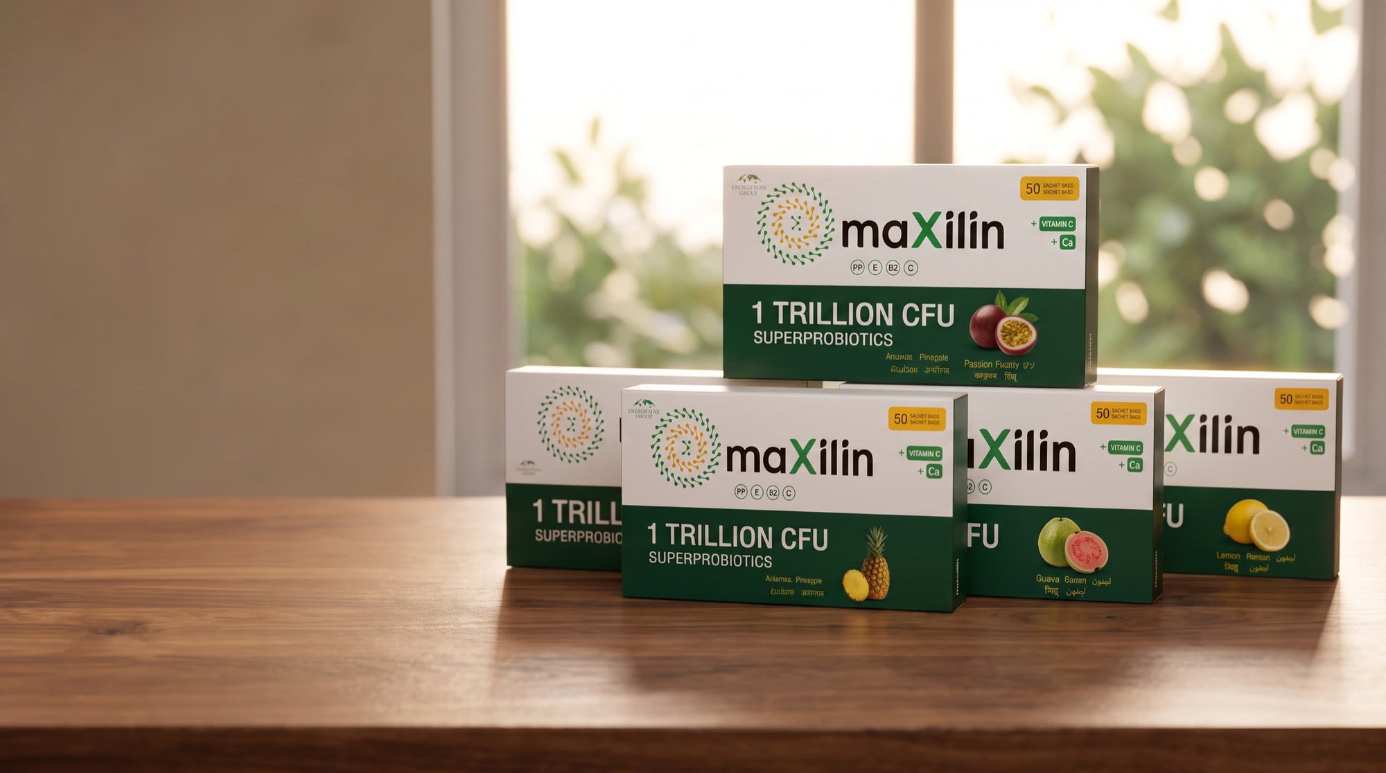 Кутии MaXilin Super Probiotic върху дървена маса
